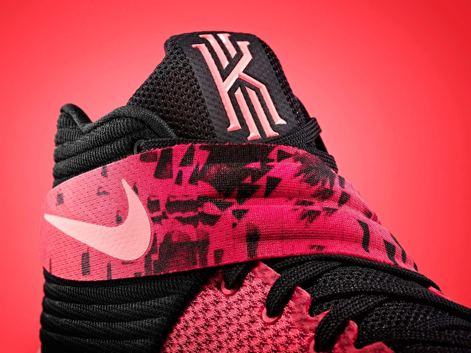 Nike Kyrie Irving 2. Nike Kyrie 2 Inferno. Kyrie Irving 2 кроссовки. Найк Ирвинг 3. Найк кайри