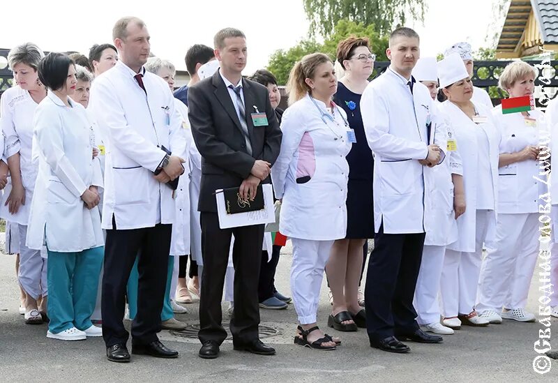 Рогачев врач. Главврач татищевской районной больницы. новый главврач. рогачев больница.