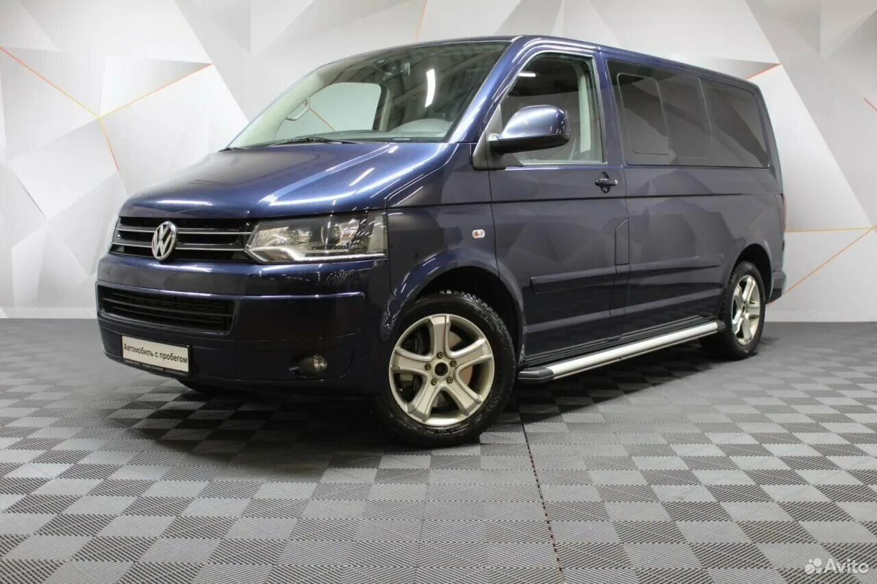 Купить т 5 на авито. Фольксваген т5 2012. Multivan t5. Фольксваген Мультивен т5. Volkswagen Multivan t5 Рестайлинг.