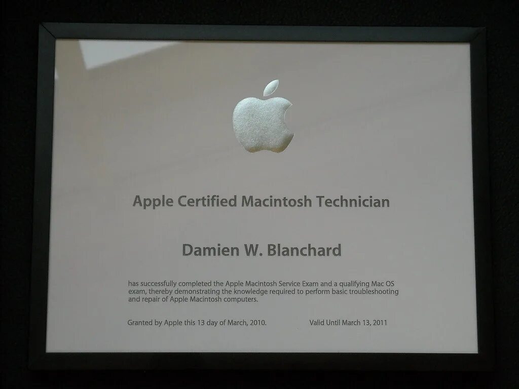 Сертификат Apple. Сертификация Apple. Сертификат разработчика Apple. Подарочный сертификат Apple.