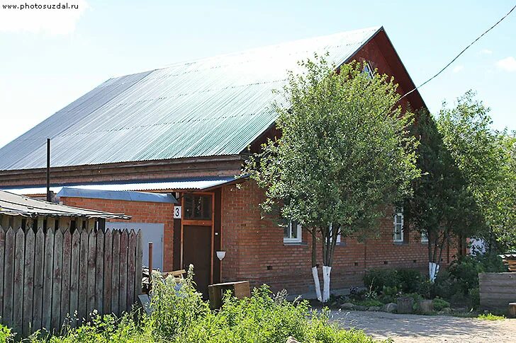 дом красная пахра дом 56. дом улица луговая. дом в ул луговая. тихая слобода чебоксары. дом в заборье рязанской области.