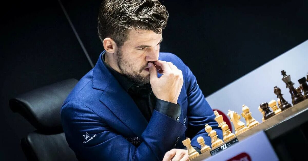 Шахматы ян непомнящий магнус карлсен. Ян непомнящий 2022. Рустам касымджанов шахматист. Заковат гамбит. Финал шахмат.