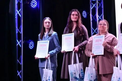Определяет мурманск