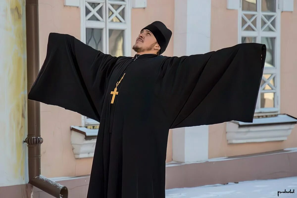 Бывшие православные священники