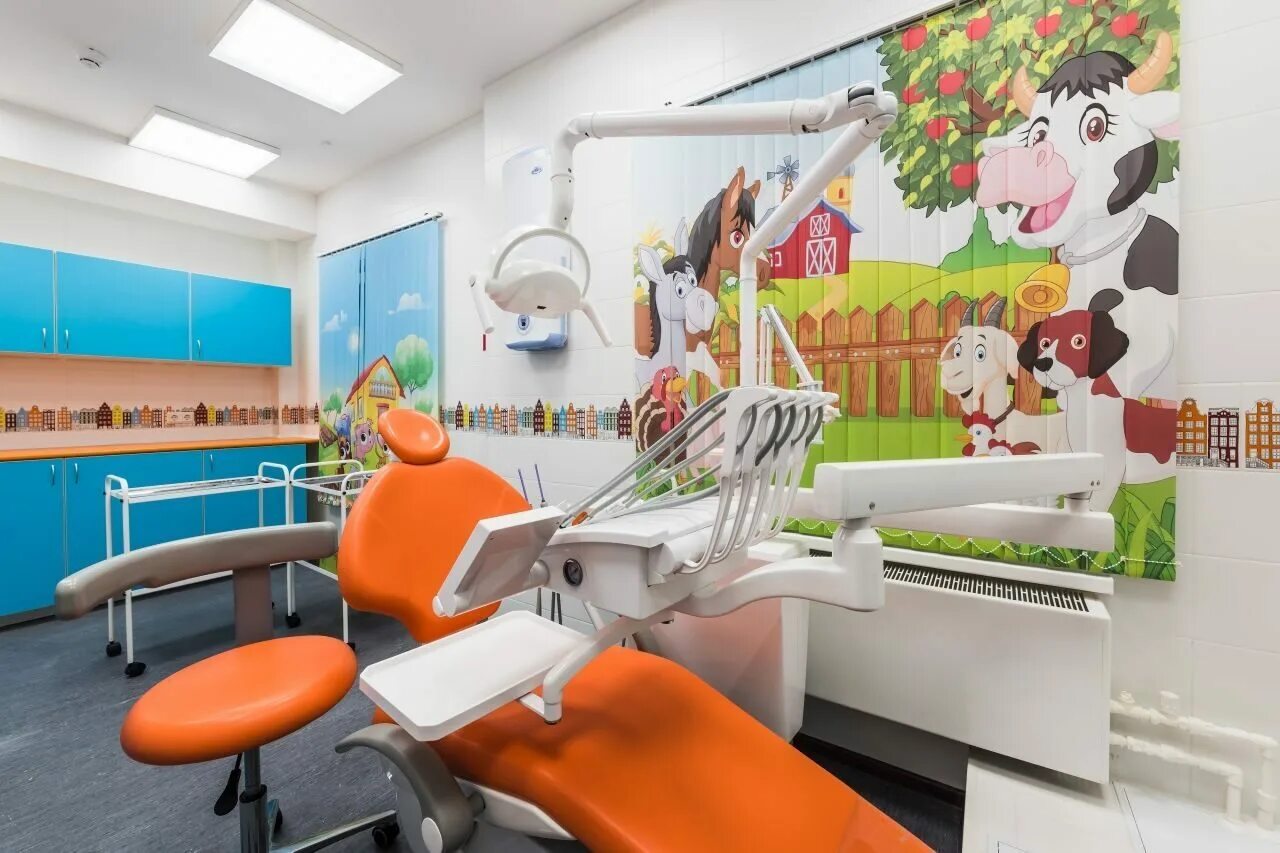 Крокодент москва. Стоматологическая клиника в Гатчине. Талала Владивосток детская стоматология. Стоматологическая поликлиника Гатчина. Мой зубной 25 октября Гатчина 28а.
