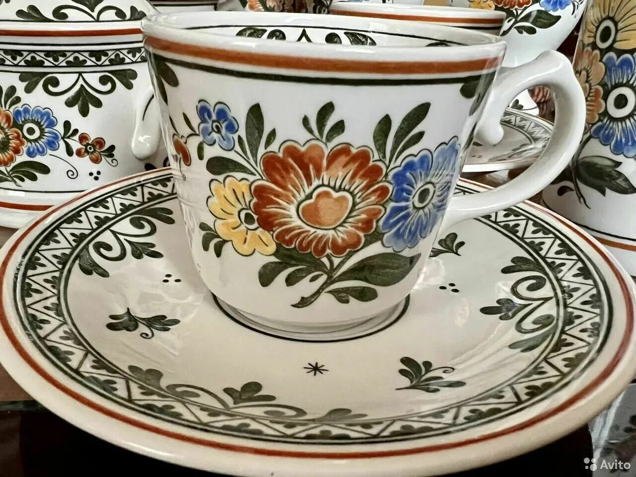 Toys fantasy villeroy boch. Виллерой бох авито. Английский сервиз ботаника. Villeroy boch farmers spring. Посуда рождественская коллекция villeroy boch.