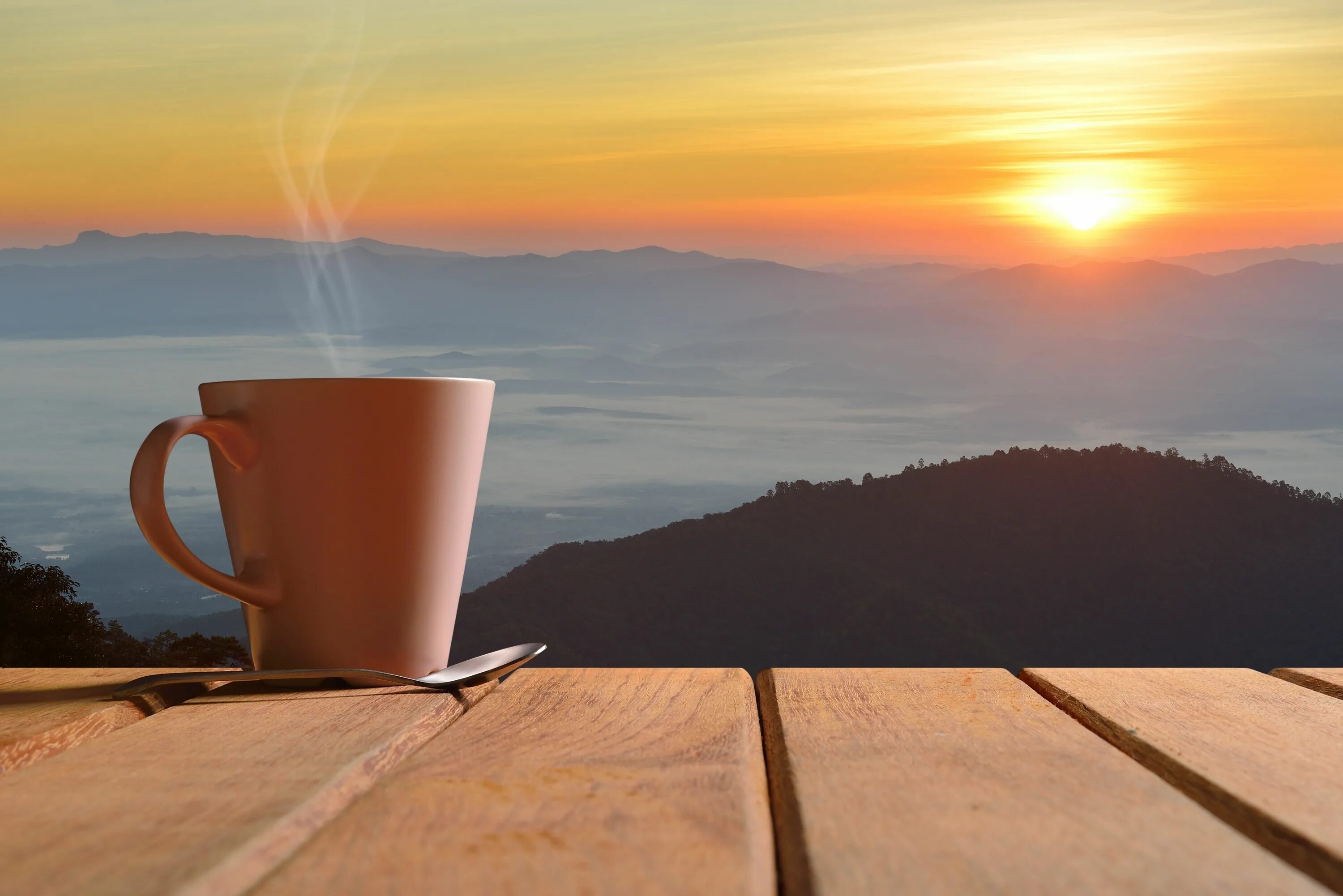 Картинки с добрым утром город. Чашка утреннего кофе. Утро. Красивое утро. Прекрасного утра.