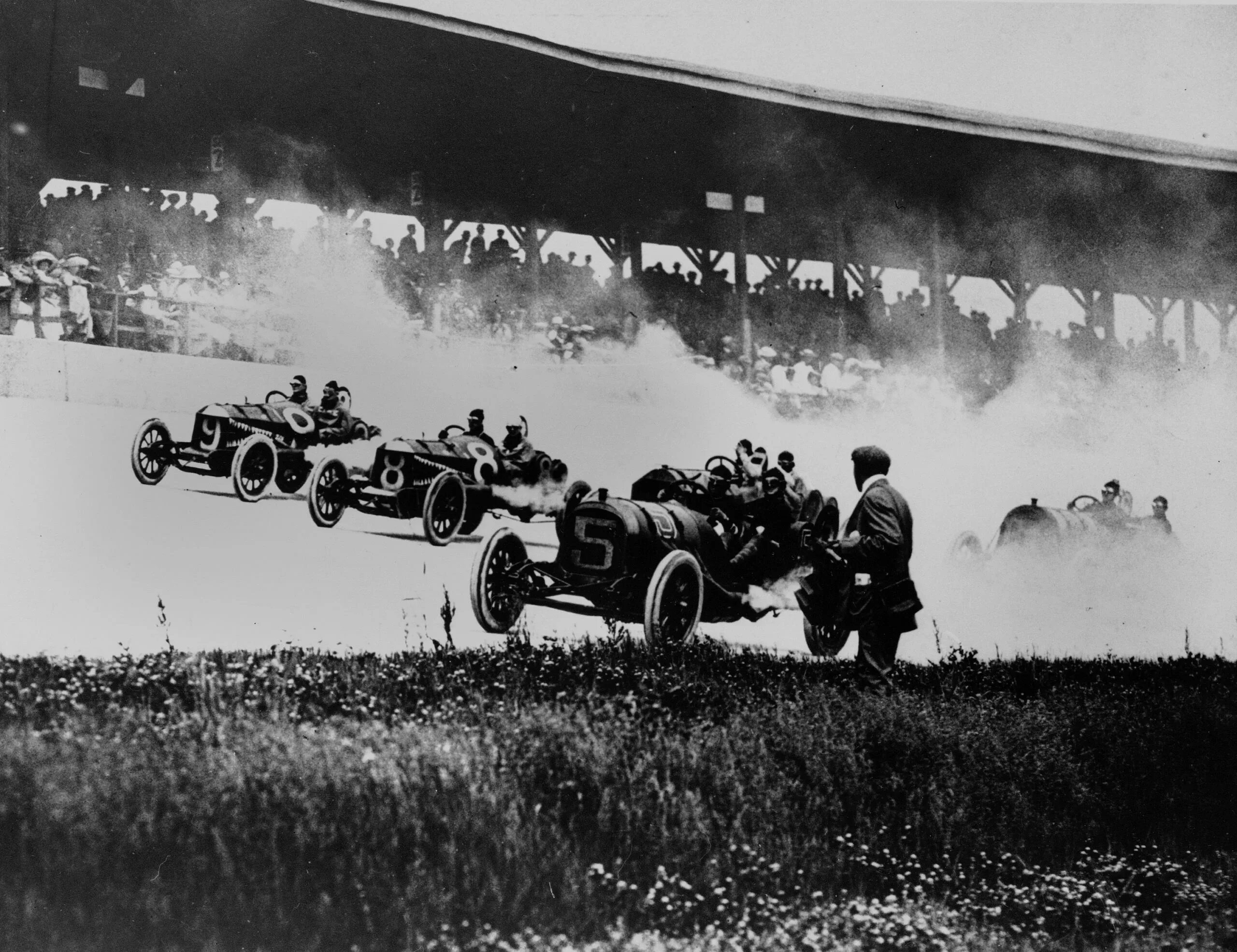 Indianapolis Motor Speedway Indy 500. Гонка Indianapolis 500. Первая гонка в Индианаполисе 1909. Indianapolis 500 1911. Racing mile