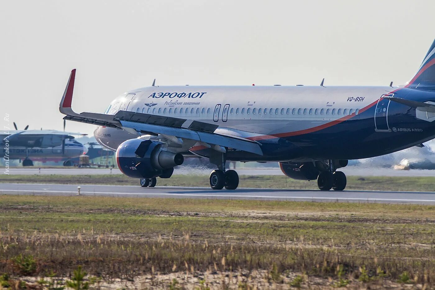 Su aeroflot. Аэробус а320 Аэрофлот. Аэробус а320 Нео Аэрофлот. Самолёт Airbus a320 Аэрофлот. Самолет а 320 Нео Аэрофлот.