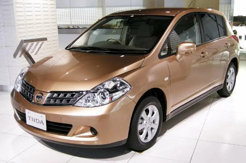 2008 2010 2013. Nissat tida. nissan tiida. nissan tiida 2008. nissan tiida c10.