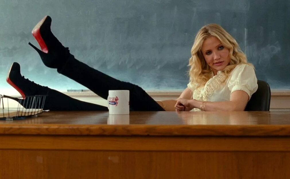 Конфликт учителя и ученика. Кемерог диас плохая учмдка. Педагог и ученик. Учитель и ученик. Учитель и ученик.