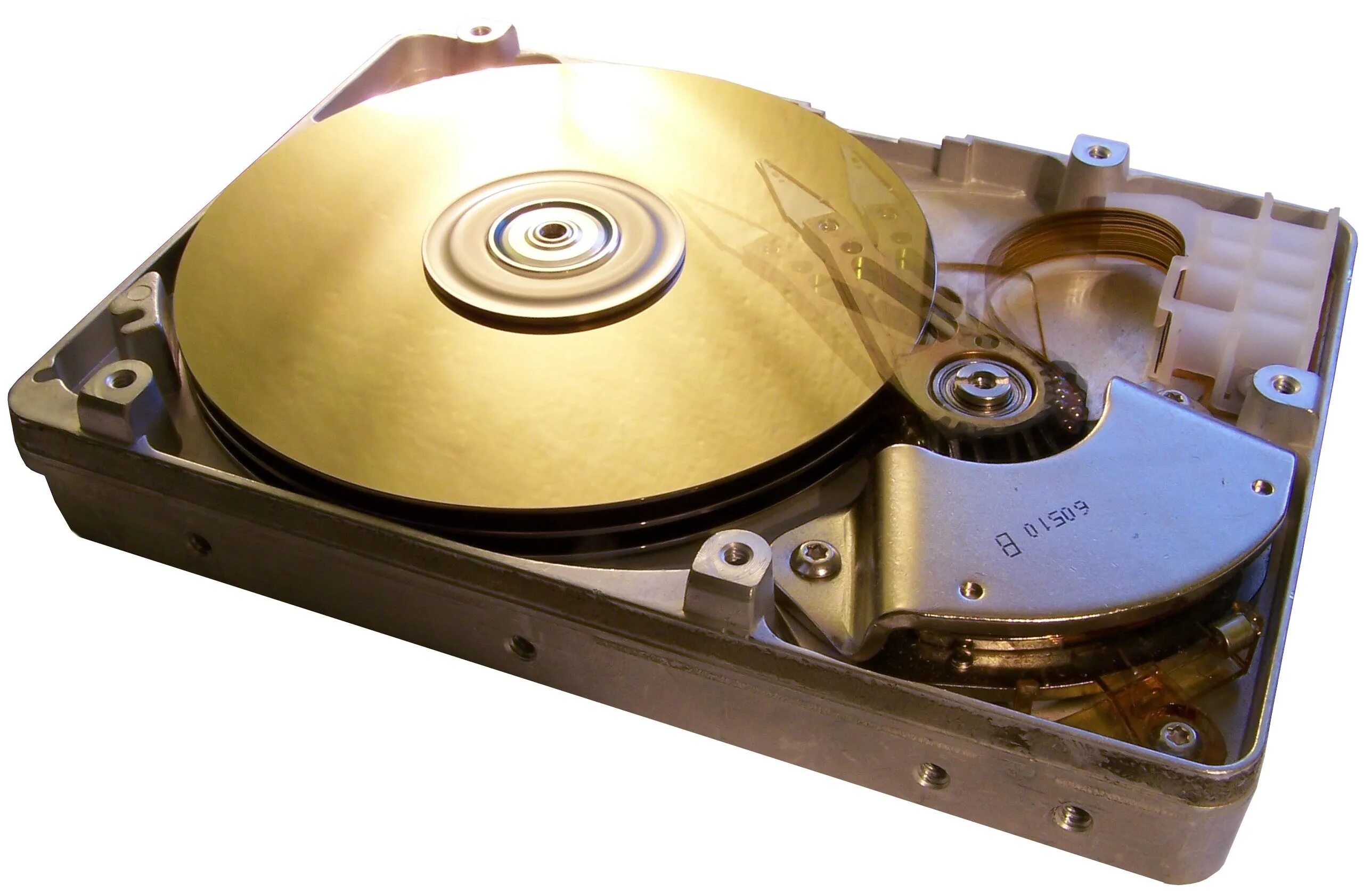 Диск d. Жесткий диск 1999. Магнитный жесткий диск HDD. Жесткий диск Бабина 80. Накопители на магнитных дисках
