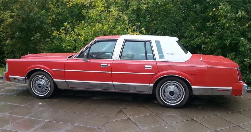 Линкольн Таун кар 1983. Lincoln Town car 1983. Купе Линкольн 1983 год. Машина Линкольн Таун кар 1983 год. Вапв