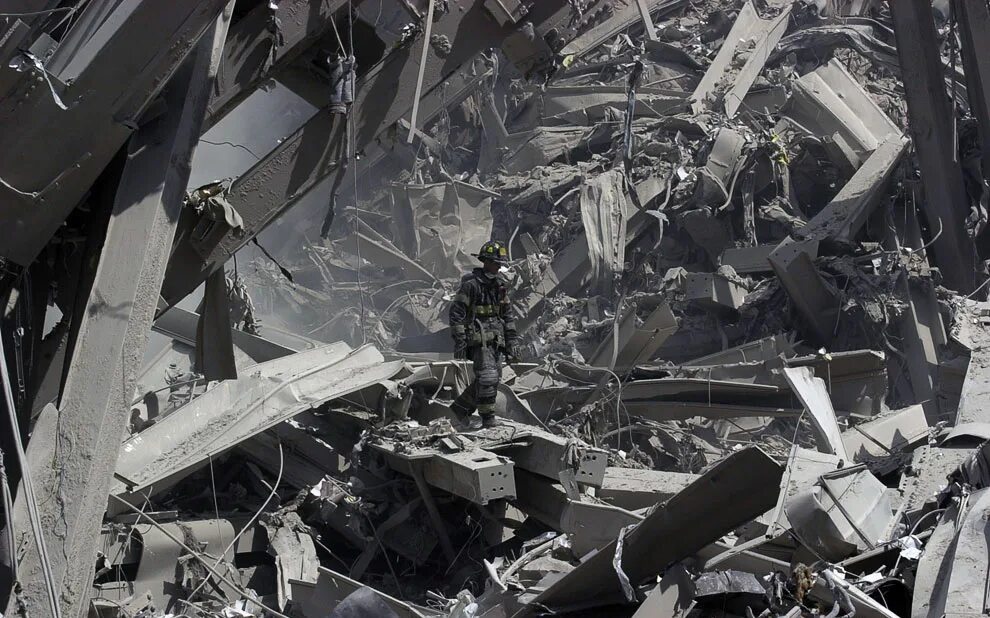 Нападение на торговый центр. Башни-Близнецы 11 сентября 2001. Теракт башен близнецов 11 сентября 2001. 11.09.2001 Штаб Пентагона.