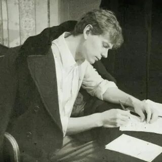 Есенин ты жива еще слушать