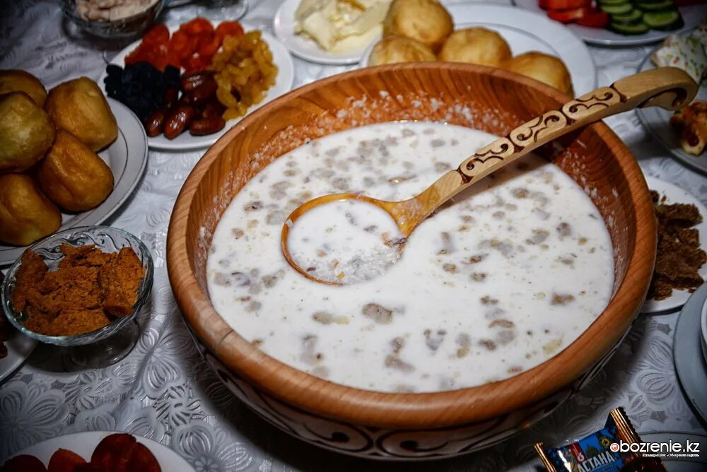 Наурыз көже туралы мәлімет. Наурыз көже казахское. Казахские национальные блюда это Наурыз коже. Наурыз коже Ингредиенты. Наурыз коже блюдо.