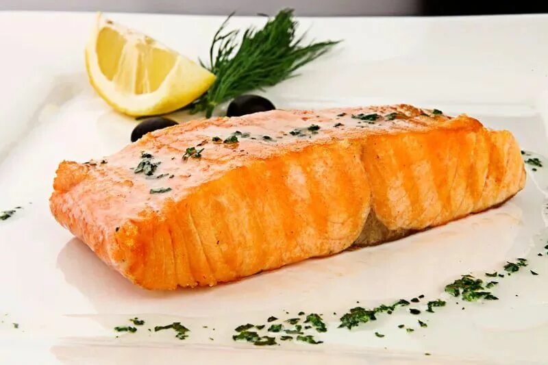 красная рыбка форель слабосоленая. форель приготовленная. красная рыба на пару. форель слабосоленая карельская. авача форель слабосоленая.