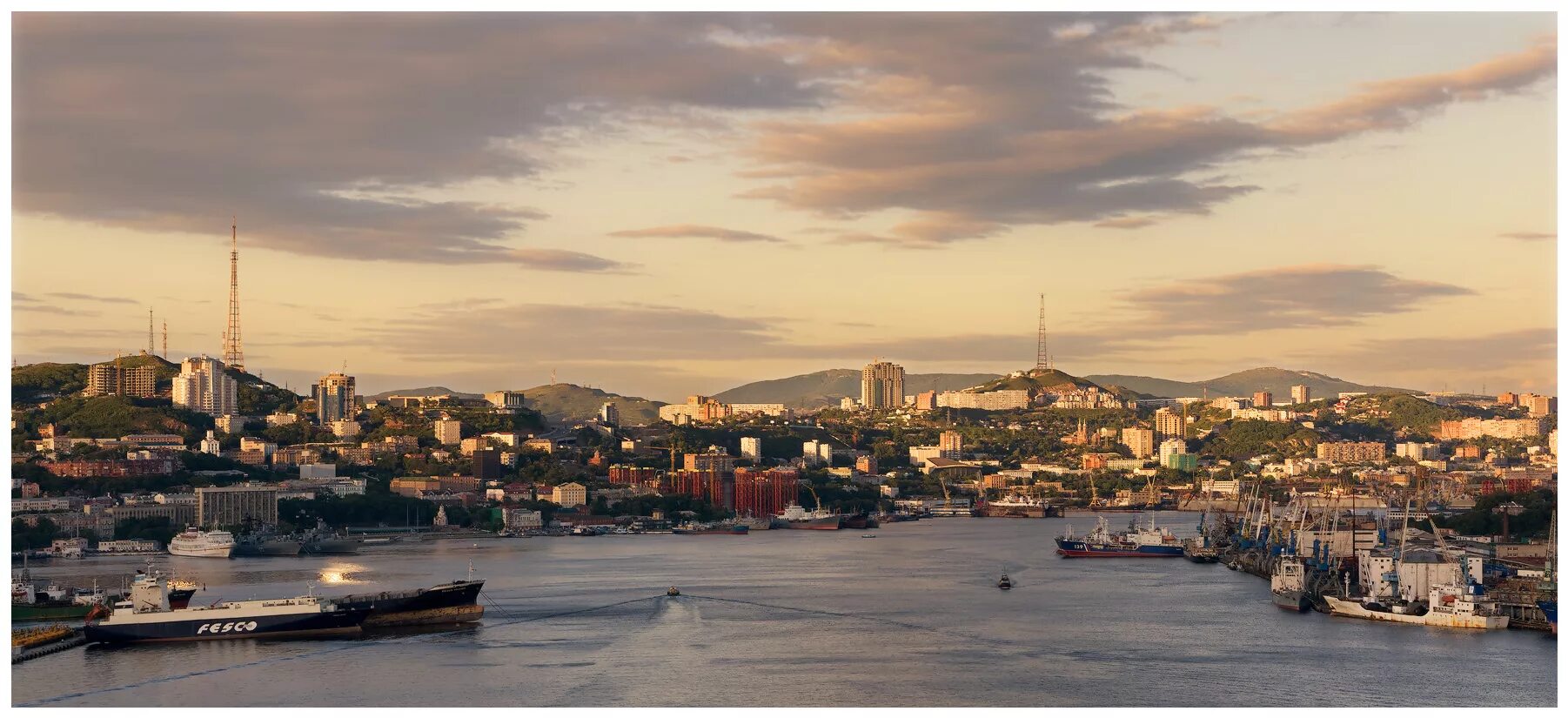 жк золотой рог владивосток. панорама приморского края. золотой рог (владивосток) заливы приморского края. панорама приморского края. золотой мост владивосток.