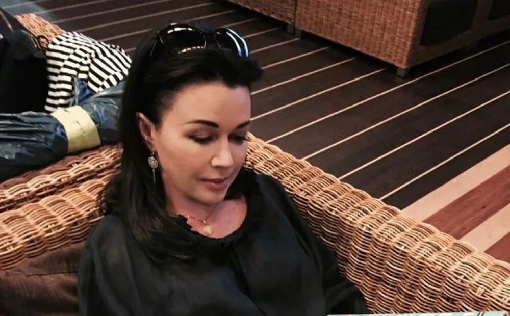 прощание с анастасией заворотнюк. интервью заворотнюк после болезни. заворотнюк анастасия сейчас в больнице. анастасия заворотнюк 2020 в больнице. заворотнюк анастасияолезнь.