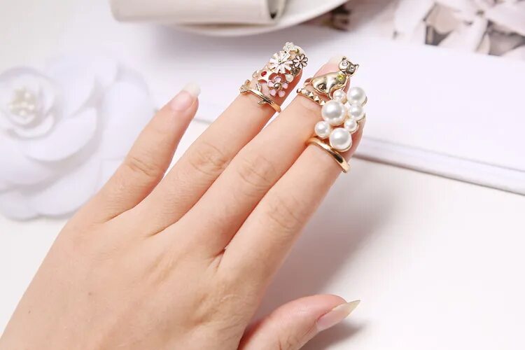 Длина имеет значение: новый нейл-тренд - накладные ногти-кольца Delicate rings, 