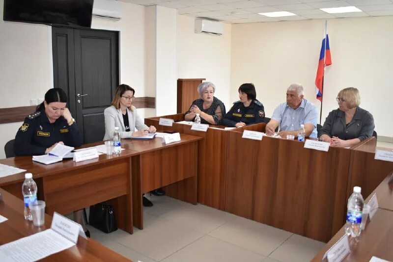 бачурин сергей викторович мвд скфо. главное управление по федеральным делам. управделами президента рф старая площадь 4. бачурин генерал мвд. управление делами президента табличка.