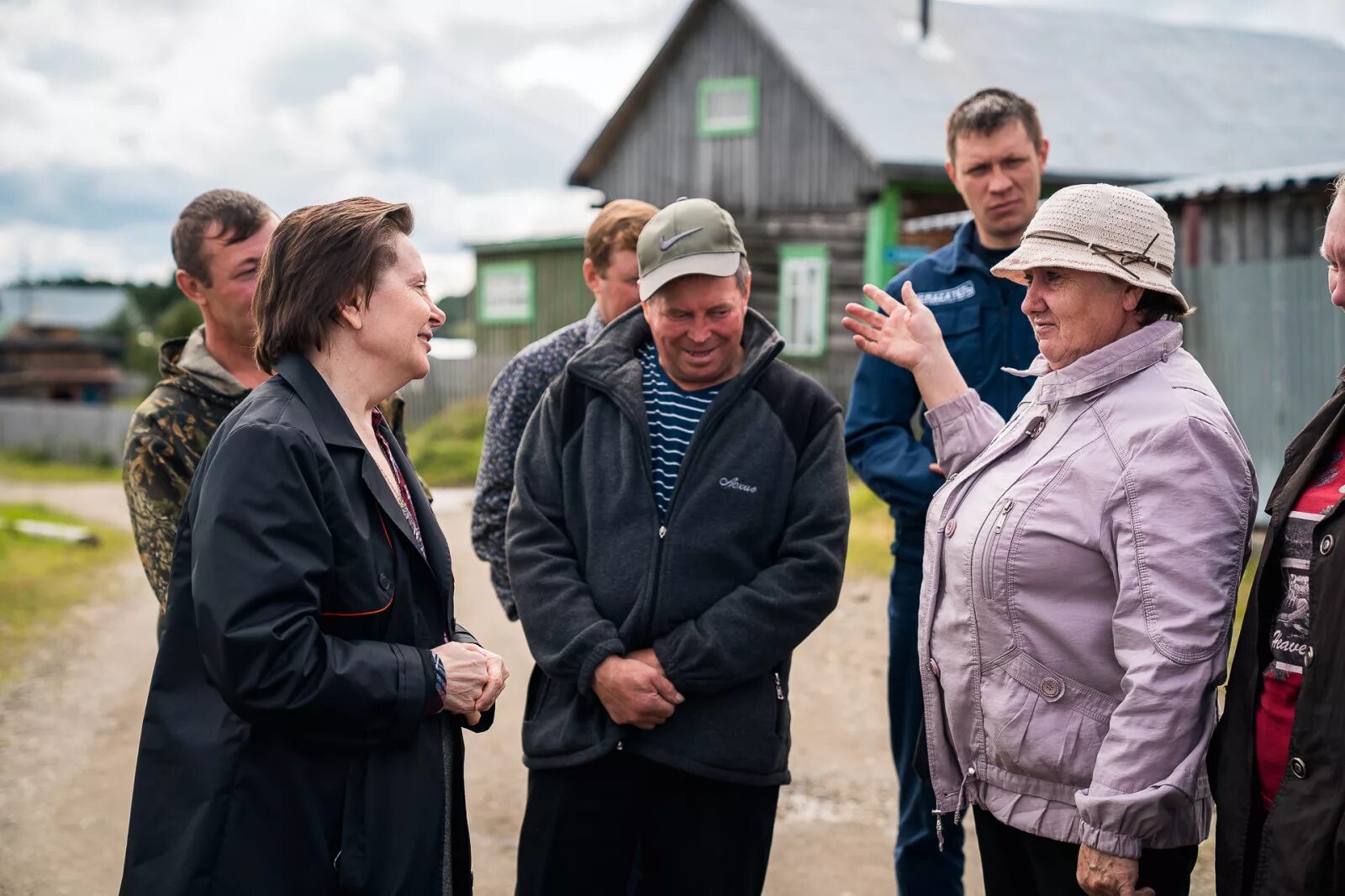 Погода в березовском на неделю свердловская область. Поселок Саранпауль Березовский район. ХМАО-Югра Березовский район с Саранпауль. Поселок Березовский ХМАО. Администрация Саранпауль Березовского района ХМАО.