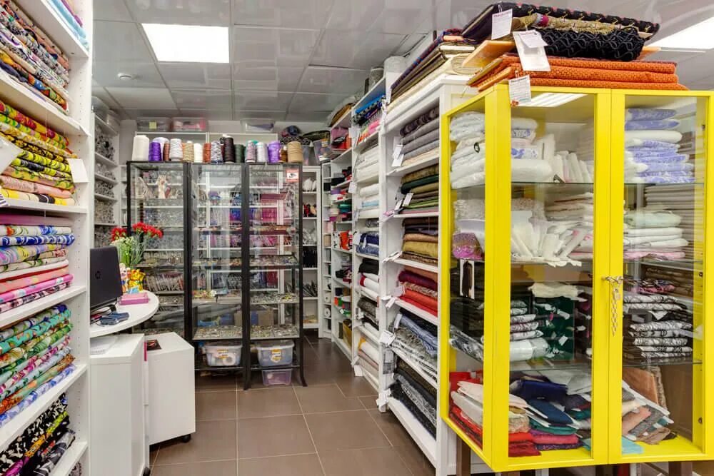 Магазин тканей на автозаводской. Магазин тканей на тульской в москве. Большой магазин ткани на автозаводской. Ткани на автозаводской. Автозаводская магазин ткани.