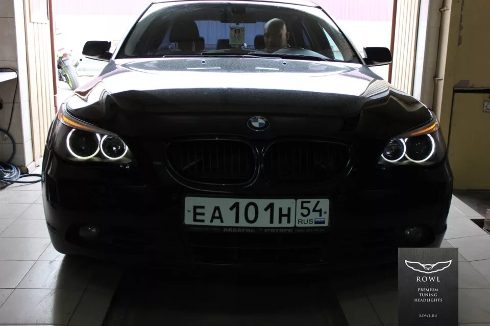 Е60 оптика. BMW e60. Линзы БМВ е60 дорестайл. BMW e60 m paket.