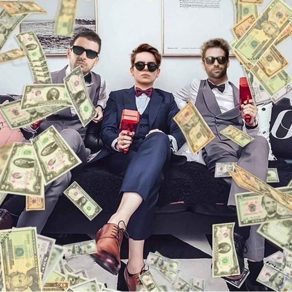 To set in money