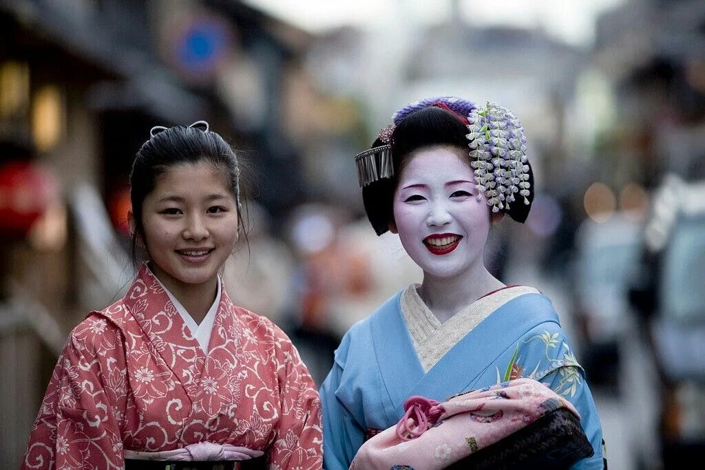 Гейши Кабуки Токио. Майко Япония. Гейша Майко. Гейша или Майко. Chan japan