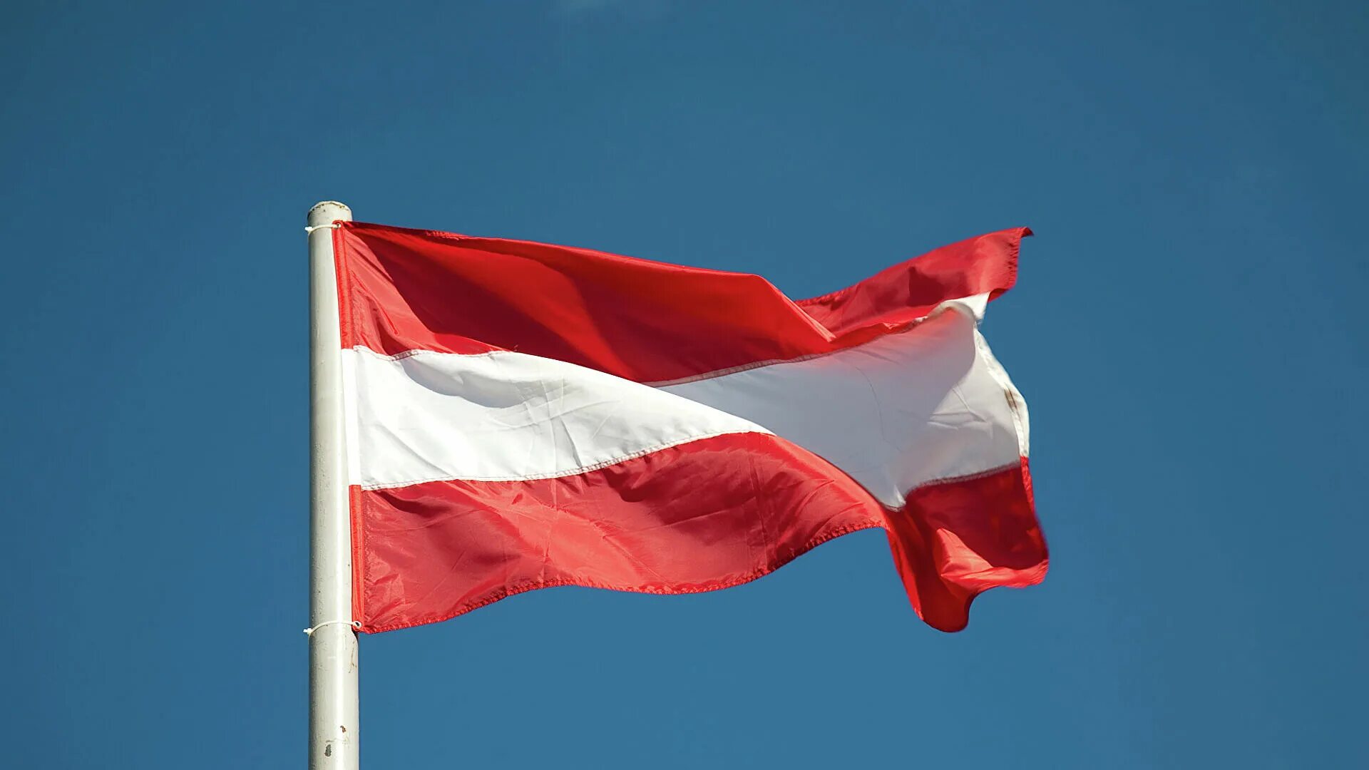 Флаг австрии. Австрия и латвия. Флаг латвии. Похожие флаги. Австрия и латвия.