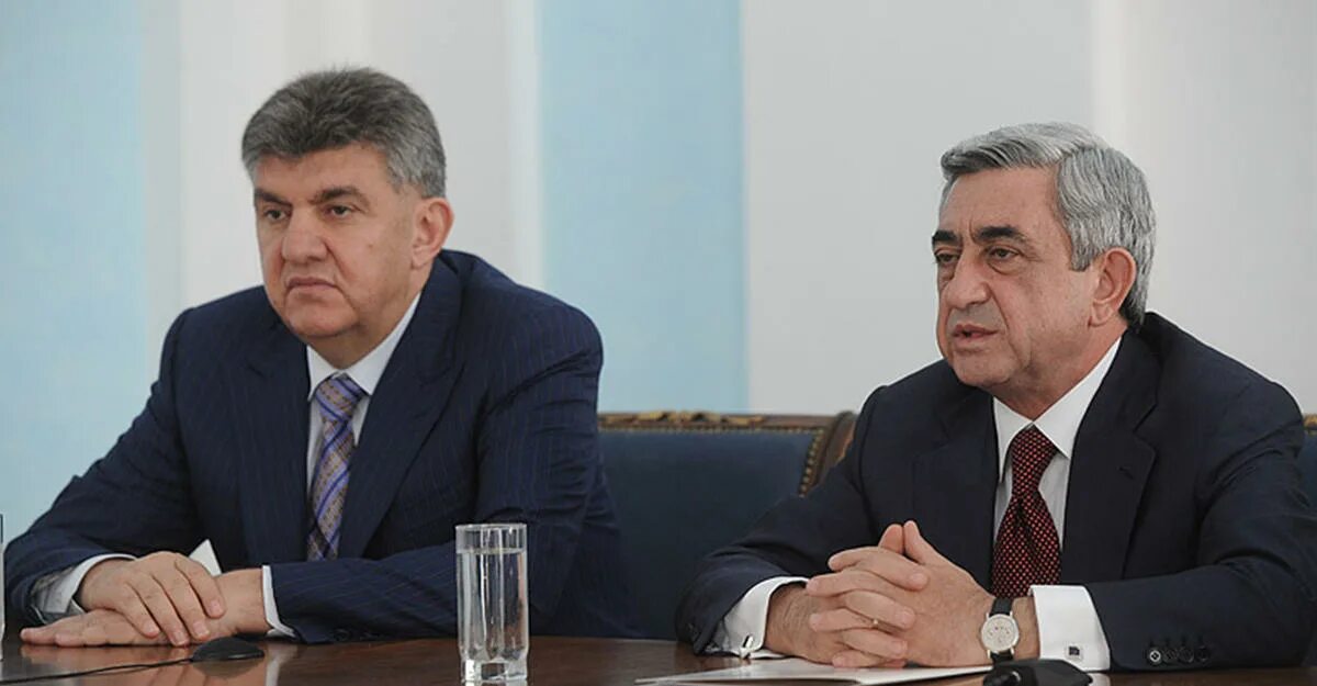 главный армянин. главный армянин. красивые армяне. аветик шатворян. главный армянин.