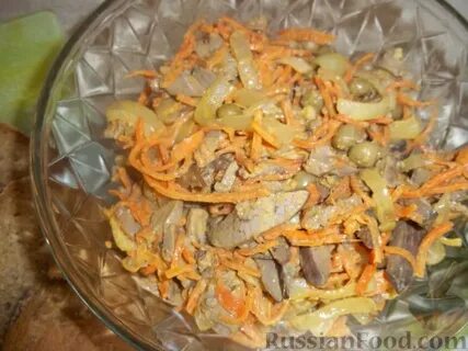 Салат жареные морковь лук с мясом