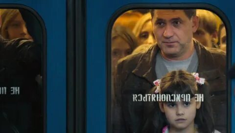 Маша и медведь осторожно двери закрываются