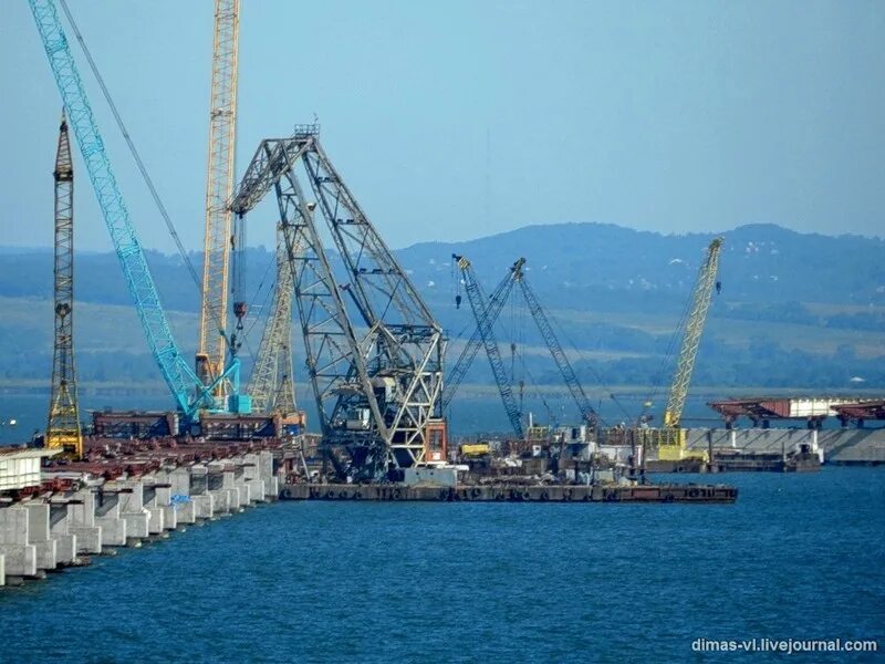 Де фриз владивосток. Мост Седанка де фриз. Мост де фриз Владивосток. Низководный мост де фриз Седанка. Низководный мост Владивосток.