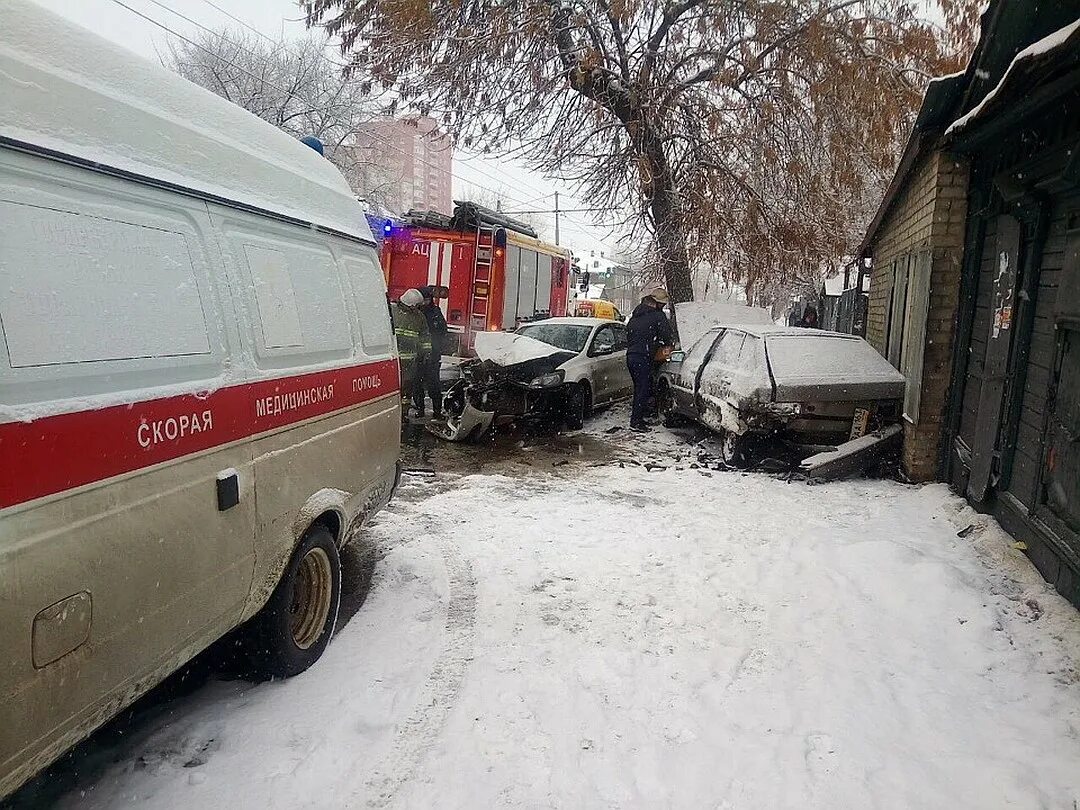 1 новости самары. ДТП на Арцыбушевской. Происшествия Самара сегодня.