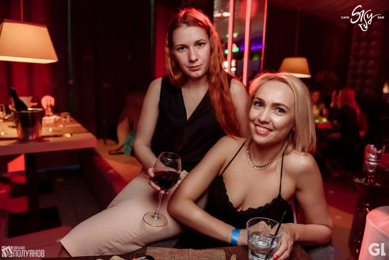 Скай бар самара. Скай бар сыктывкар. скай бар ухта. кафе sky bar. бар небо красноярск.