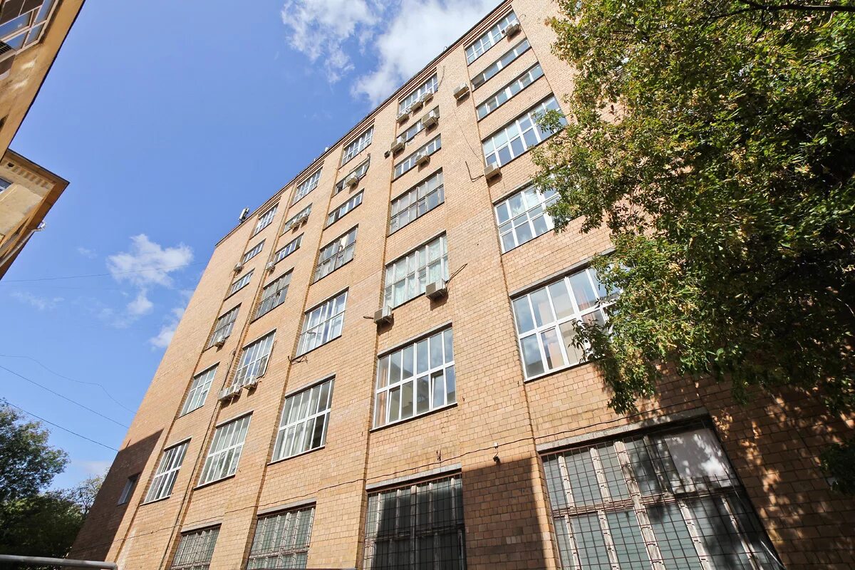 Локомотивный проезд д. 5. , 21, стр. 5. Речная школа старт.