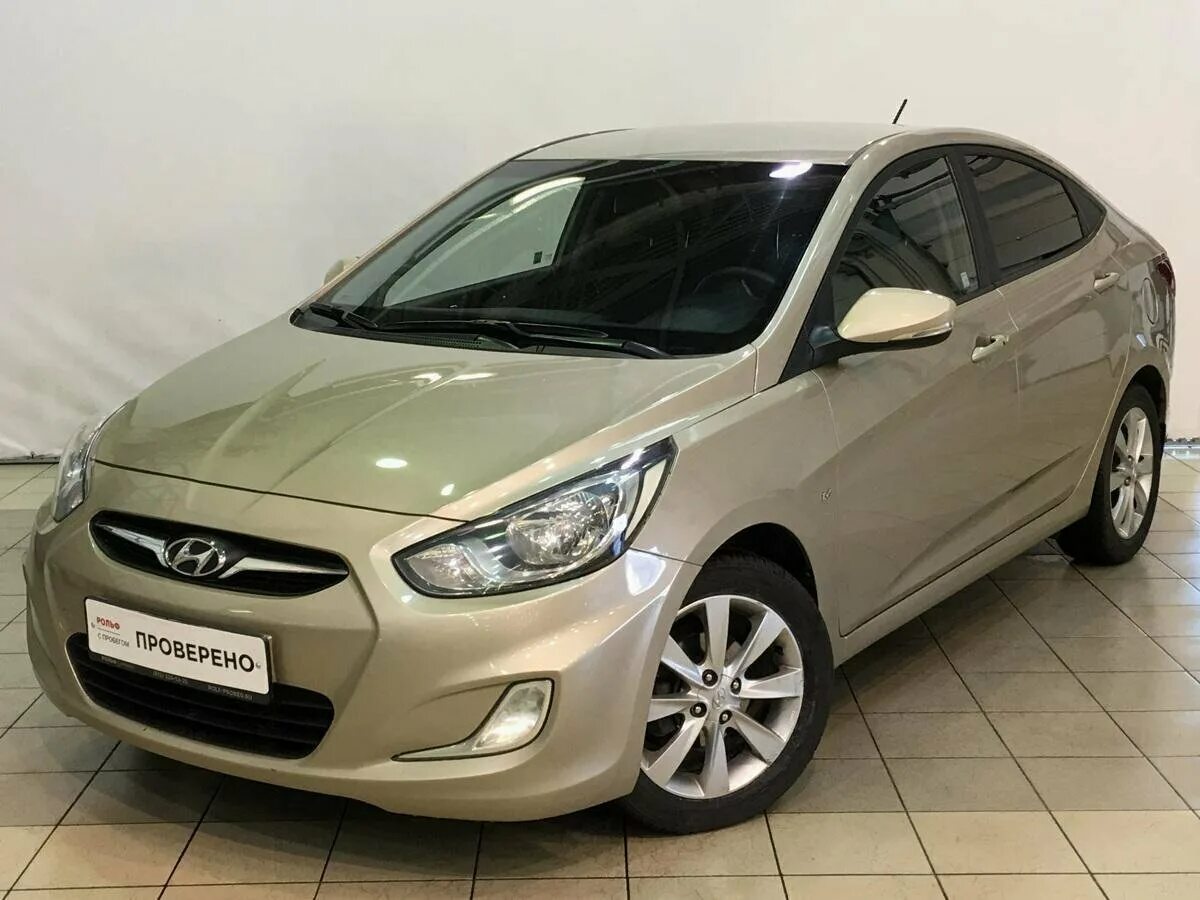 Хендай солярис 2010. Hyundai Solaris 1.6 at. Hyundai Solaris i 2011. Hyundai Solaris 2012 бежевая. Hyundai / Solaris FL / 1.6 at.