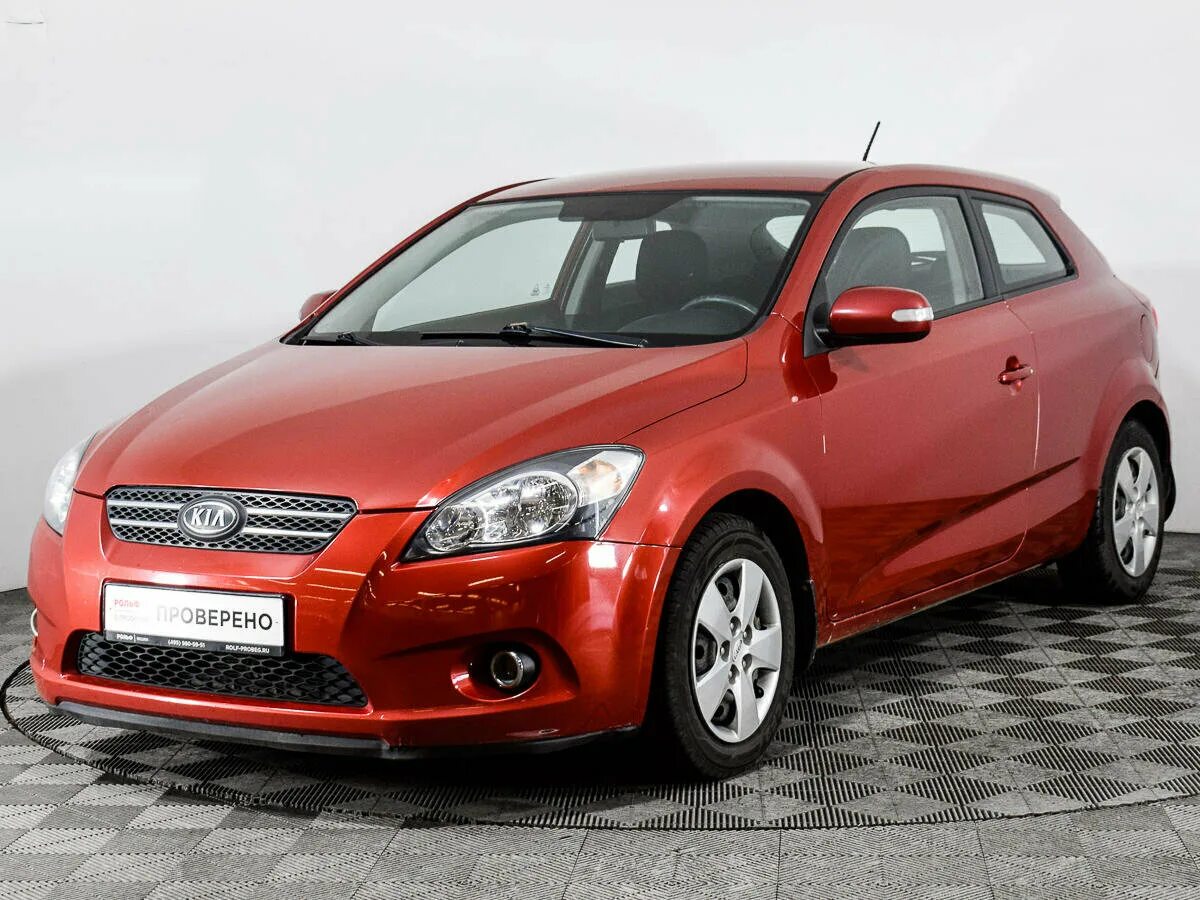 Киа сид хэтчбек 2009. Kia Ceed 2010. Kia Ceed 2010 красная. Kia Ceed 2010 хэтчбек. Kia Ceed ed 2010.