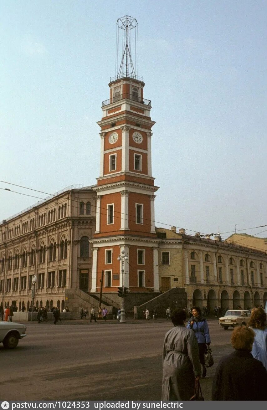 Выставка в думской башне. Думская башня Санкт-Петербург. Пожарная каланча на Невском проспекте. Думская площадь Санкт-Петербург. Думская улица Ленинград.