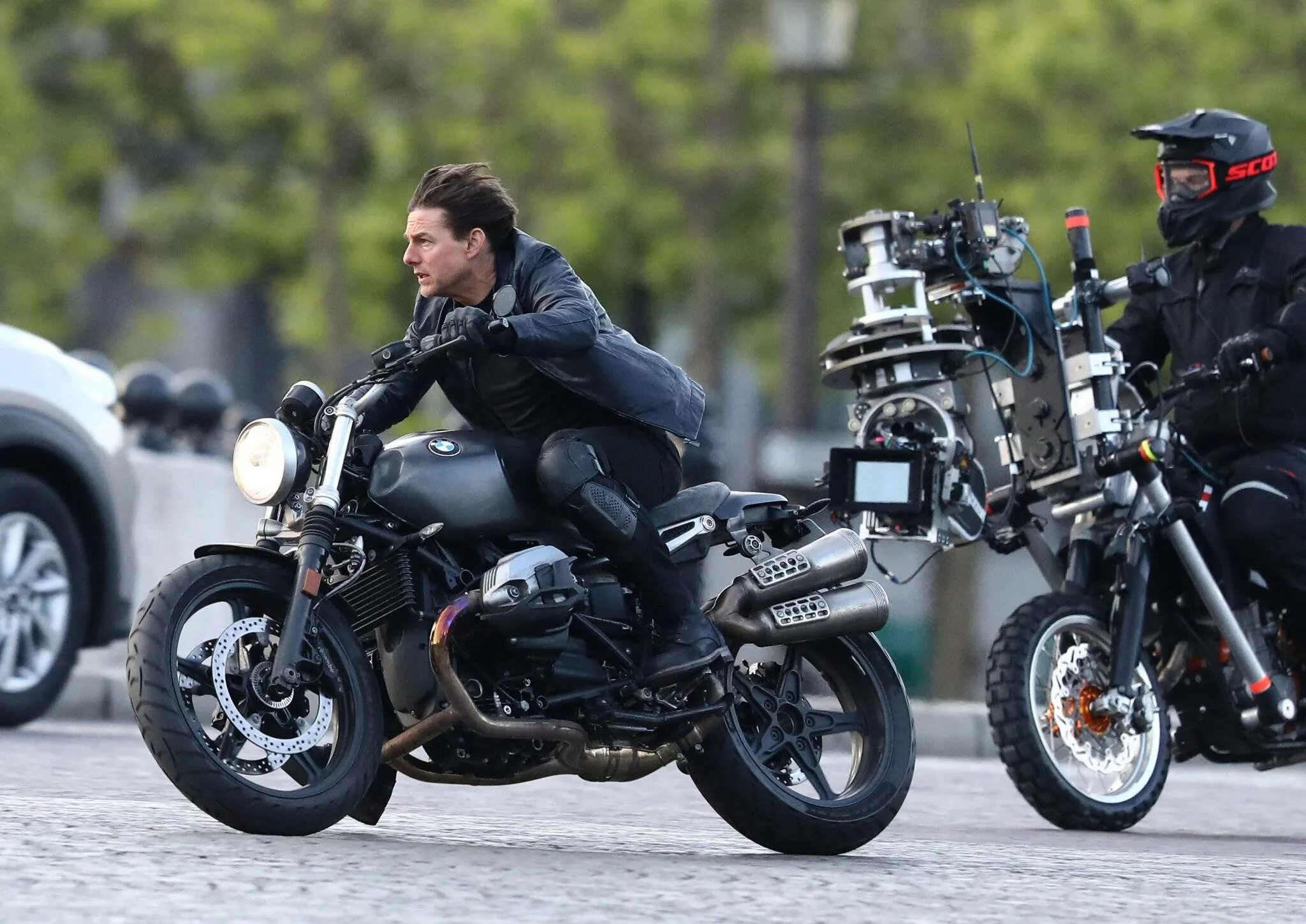 Что значит байки. Tom Cruise BMW R NINET. Том Круз BMW r1200gs. Миссия невыполнима мотоцикл Тома Круза. Том Круз миссия невыполнима 2 мотоцикл.