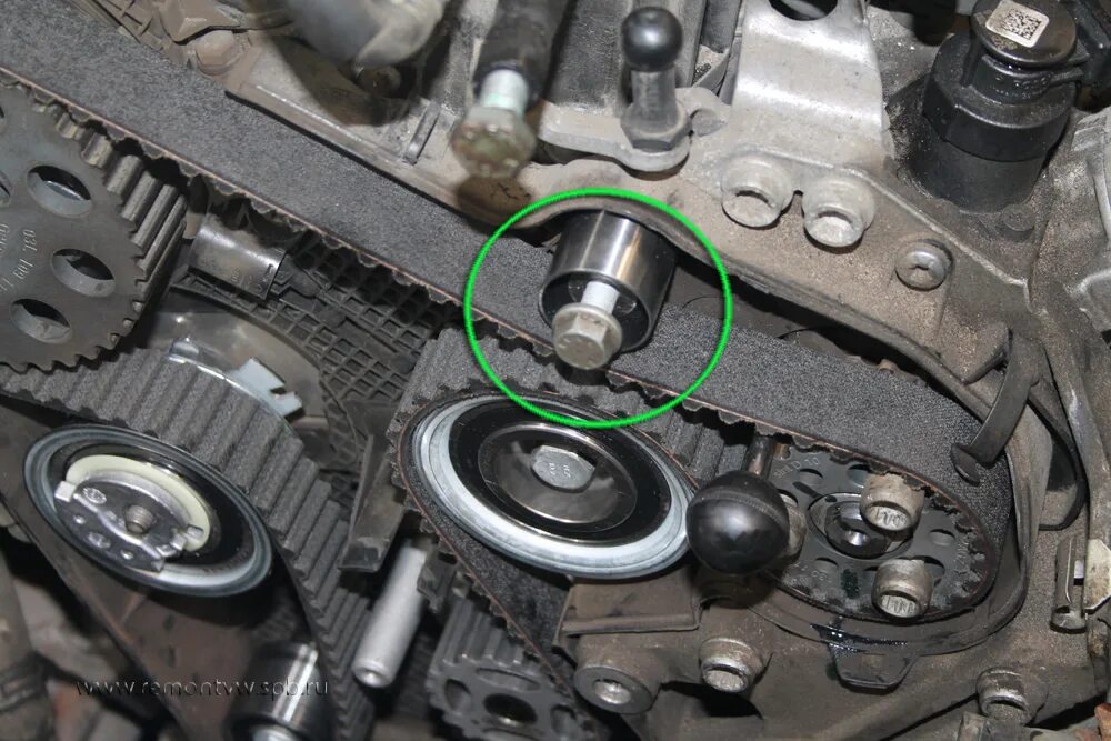 грм фольксваген т5. 4 дизель. метка т. метка коленвала fx35. 9 дизель.