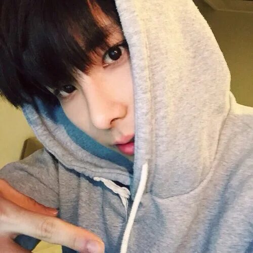 Корейские парни селфи. Korean ulzzang boys альфы. Пацаны кореянка. Пацаны кореянка. Улзанг кореан бойз.