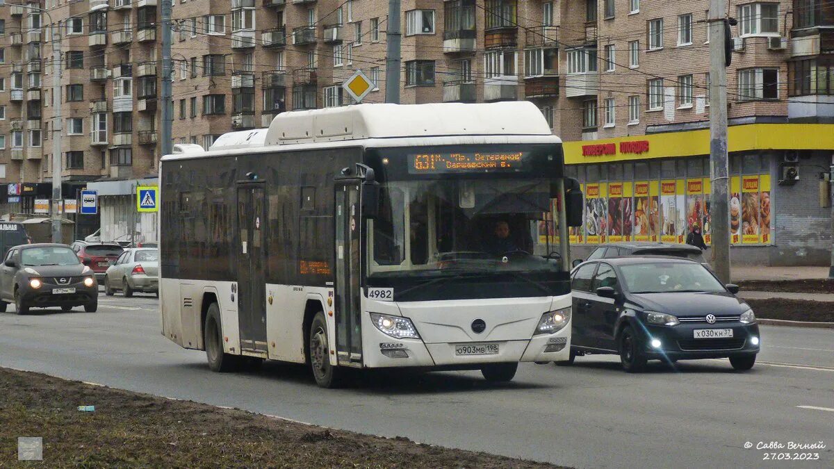 Остановки 198 автобуса спб. Автобус Лотос 105. Лотос 105 Новокузнецк ПИТЕРАВТО. Lotos-105 автобус маршрут Воронеж. Автобус Лотос 105 Ярославль.