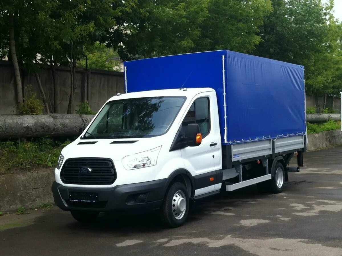 Купить грузовик категории б. Ford Transit тентованный бортовой. Форд Транзит бортовой тентованный 2021. Форд Транзит грузовой 2021. Ford Transit 2021 бортовой.