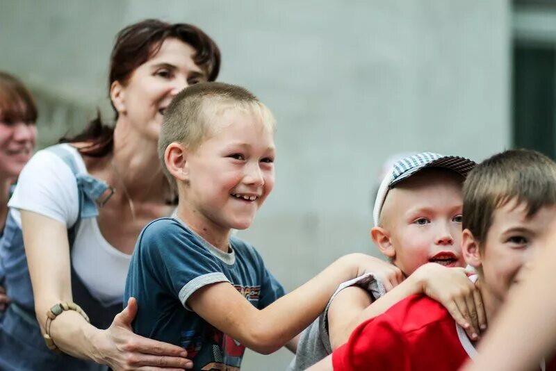помощь неблагополучной семьей. признаки неблагополучной семьи. помощь неблагополучной семьей. нуждающиеся семьи. социальный педагог с семьей.