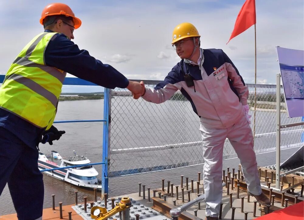 Строитель мостов. Про строителя мостов. Про строителя мостов. Мост из композитных материалов. Картинка технически сложного моста.