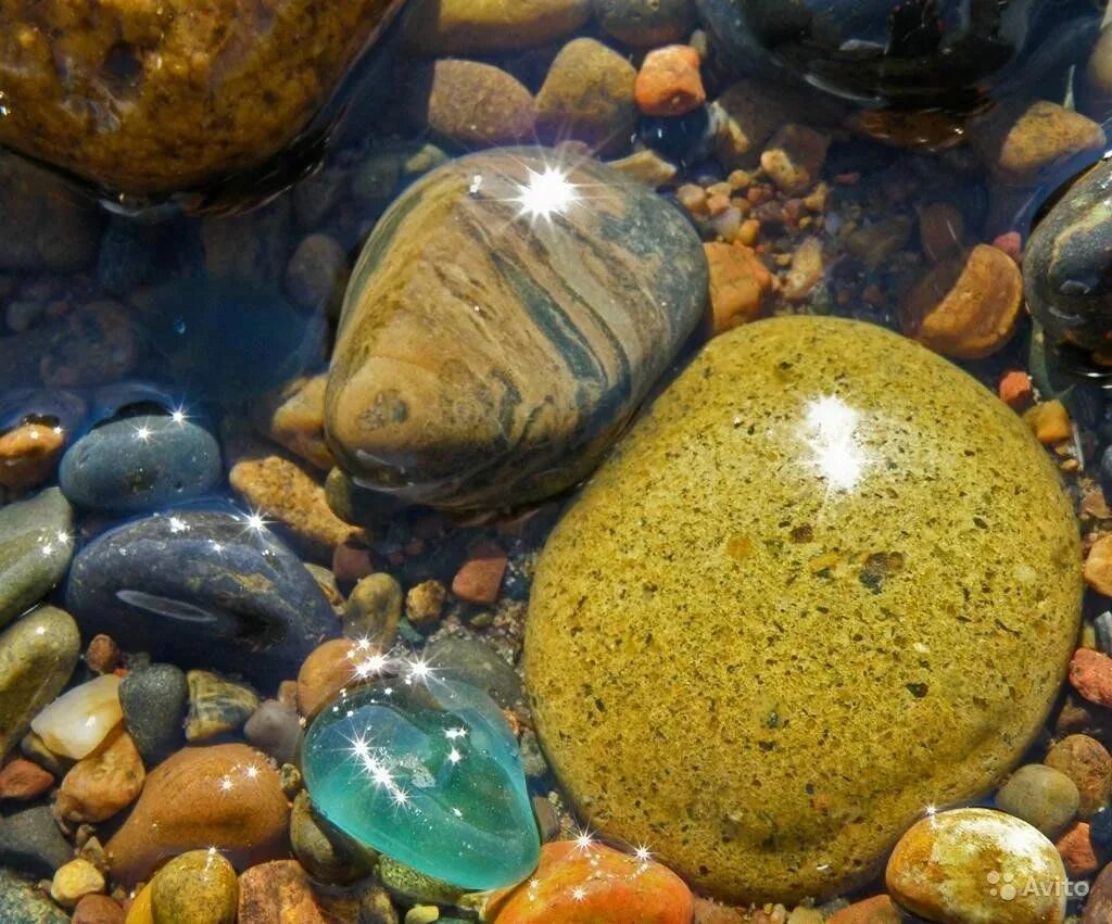 Самоцветы вода. Морские камни. Камни под водой. Морские подводные камни. Камни на дне моря.