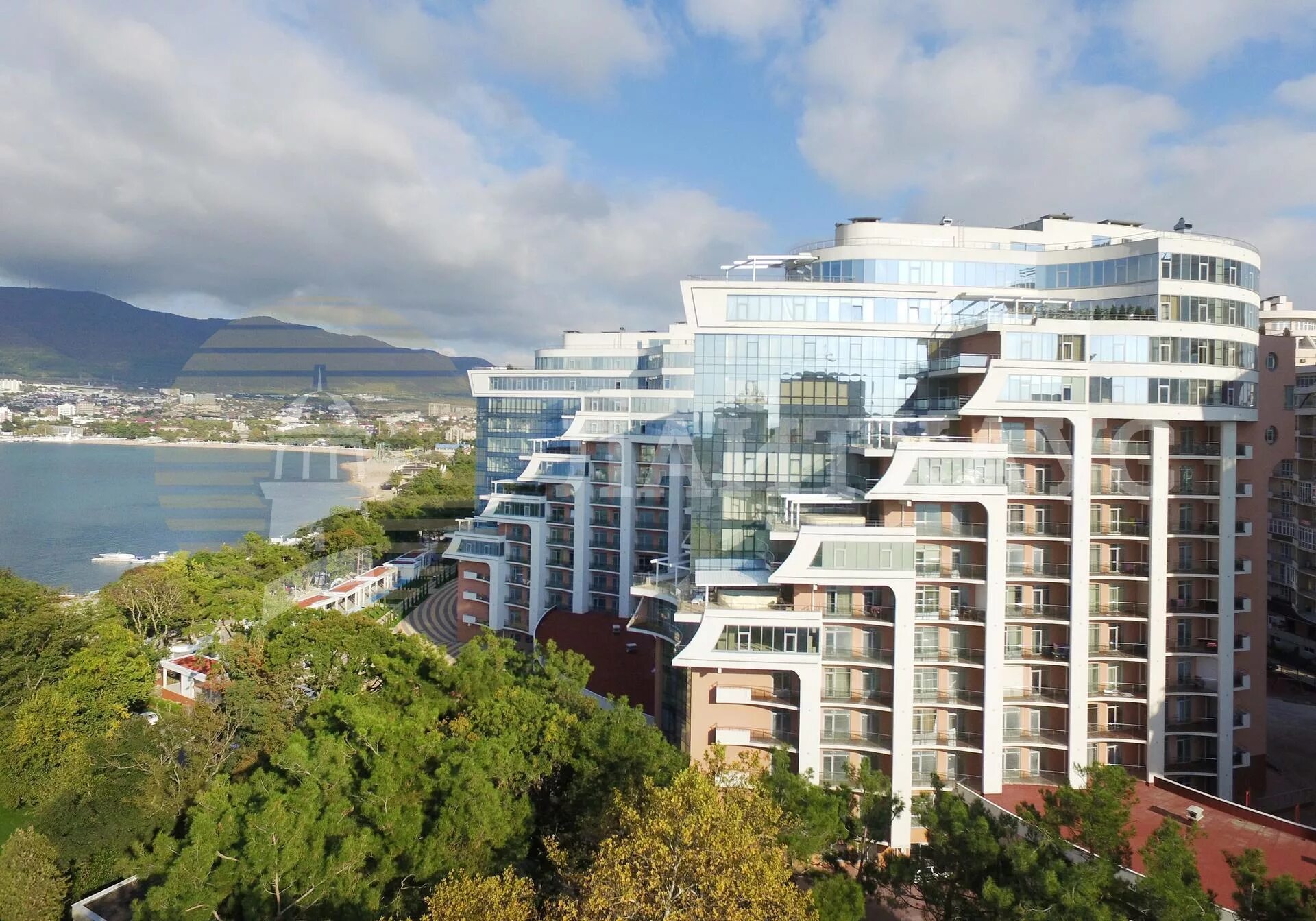 квартира ищейки геленджик. красивая квартира в геленджике. апарт отель геленджик. геленджик туристическая 4. квартира в геленджике.